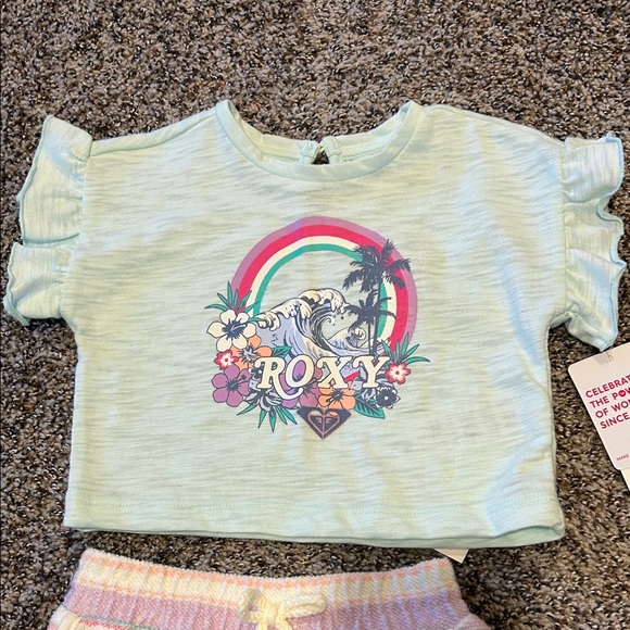 NWT Roxy Pastel Graphic Tee and Striped Shorts Set 12m - Picture 2 of 6